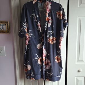 Floral Dress with hidden Buttons